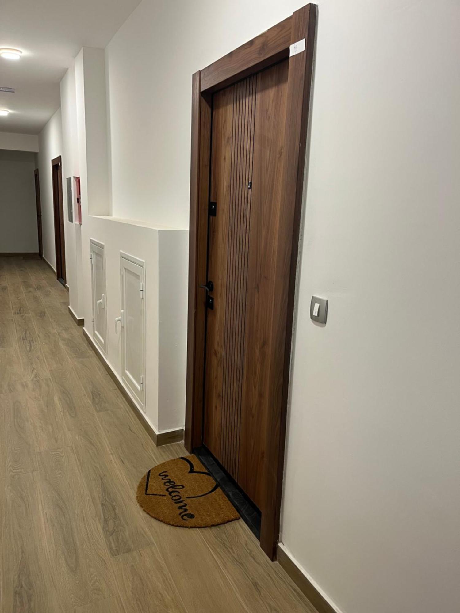 Numi - Brand-new With Private Garage Apartament